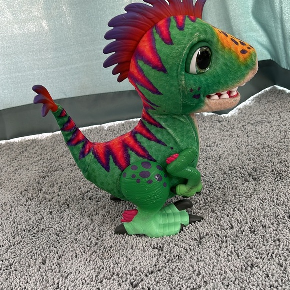 Fur real dinosaur - Picture 3 of 4